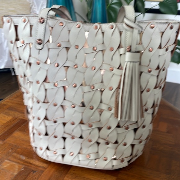 Patricia Nash Mizzana Twisted Braid White Bucket Tote Bag NWT - Picture 1 of 9